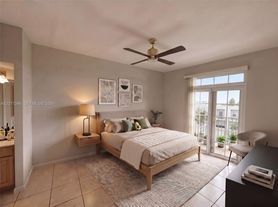 1280 S Alhambra Cir