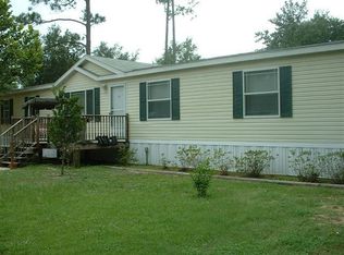 203 Montague Ave, Interlachen, FL 32148