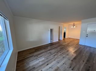 12212 Washington Pl, Los Angeles, CA 90066