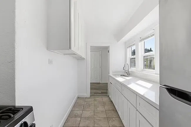 1 bed, $1,695 — Photo 3