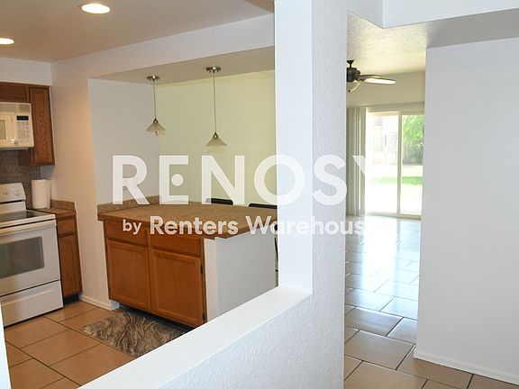 3rd image of 355 E Thomas Rd Unit B111