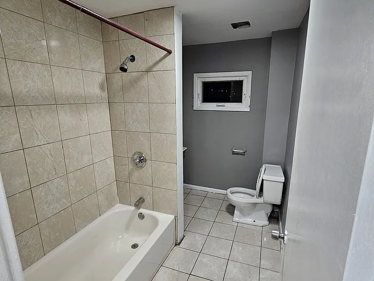 97 Madison St — Photo 7