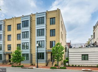 1316 Main Line Blvd, Alexandria, VA 22301