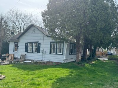 47008 State Route 46, New Waterford, OH, 44445