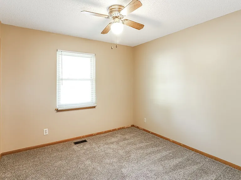 102 Gilbert St — Photo 16