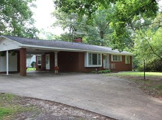 707 Old Mt Olive Hwy, Dudley, NC 28333