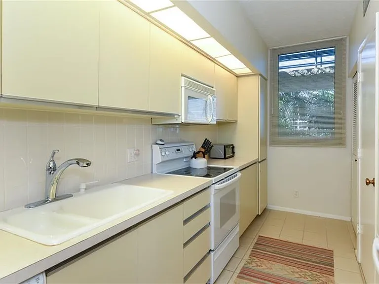 1125 Gulf Of Mexico Dr #403 — Photo 15
