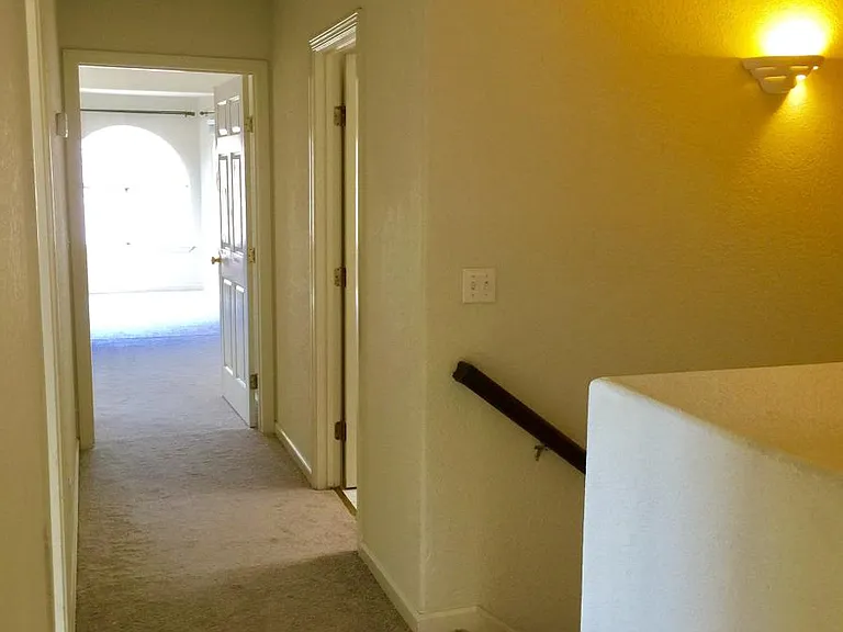 743 Adams St — Photo 15