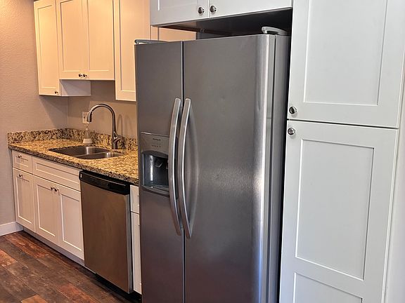 3rd image of 5525 E Thomas Rd #12