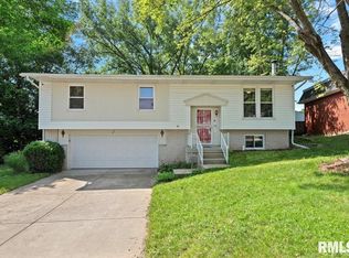 2 Mesa Rd, Springfield, IL 62702