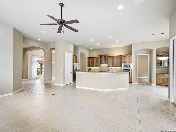 3rd image of 18706 CORSINI DR