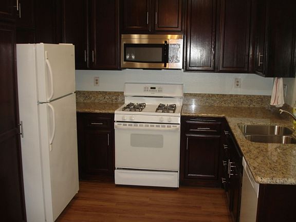 4th image of 26062 Viento Ct