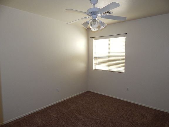3rd image of 4146 E Cameo Point Dr