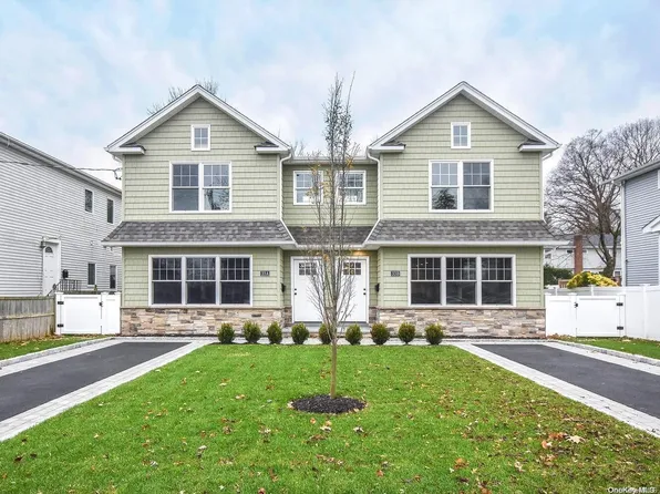 33 Marwood Road N, Port Washington, NY 11050