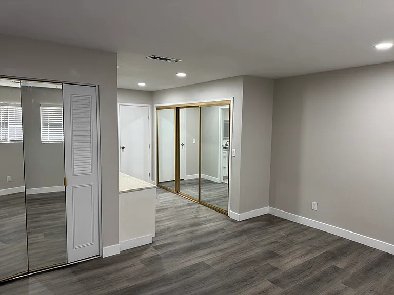 415 S Tahquitz Ave — Photo 12