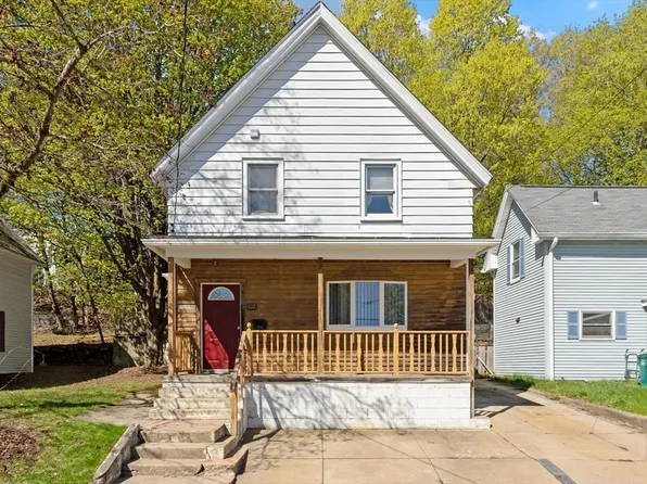 102 Canton St, Fitchburg, MA 01420