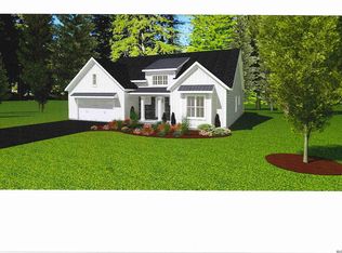 9 Essie Ln, Troy, NY 12180