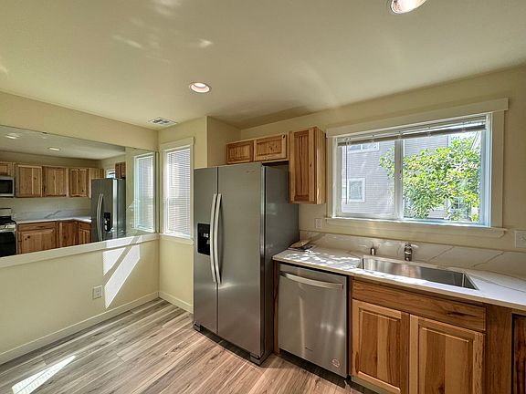 5th image of 12530A 26th Ave NE