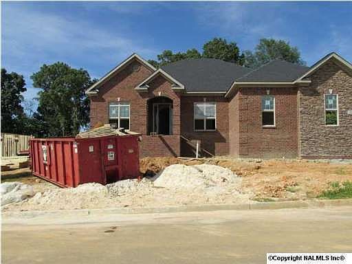 1st image of 204 Legendwood Dr NW