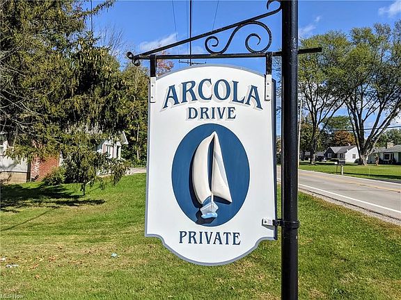 2nd image of 20 Arcola Dr