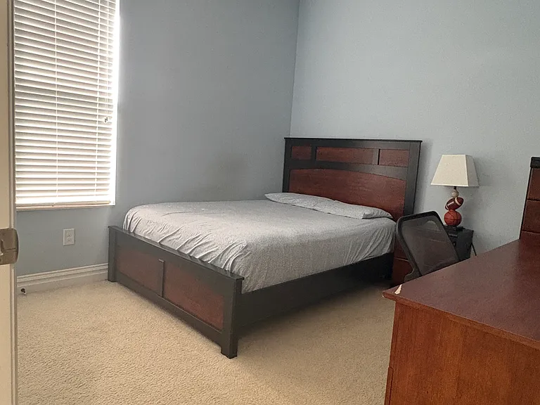 6015 Quartz Lake Way — Photo 15