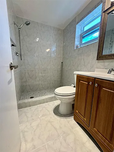 1747 Rodman St #210 Photo 1