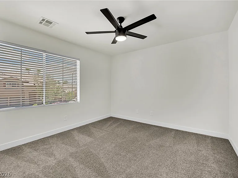 2560 Sundew Ave — Photo 10
