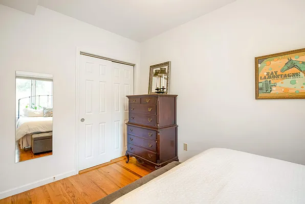 Rented by Compass | media 13