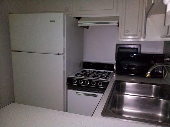 3rd image of 2269 N Hampden Ct #101