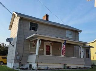 710 N 4th St, Apollo, PA 15613