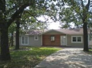 17 Chinkapin Ln, Kimberling City, MO 65686