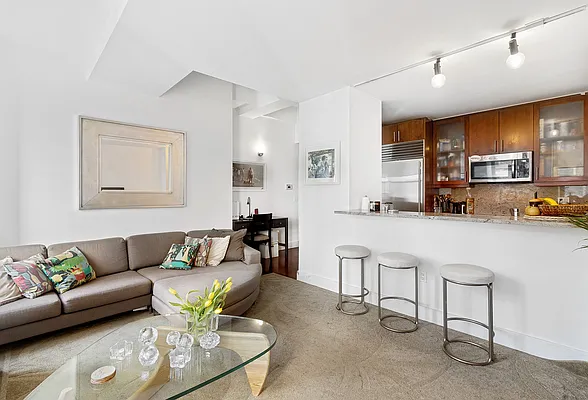 Rented by Keller Williams NYC | media 2