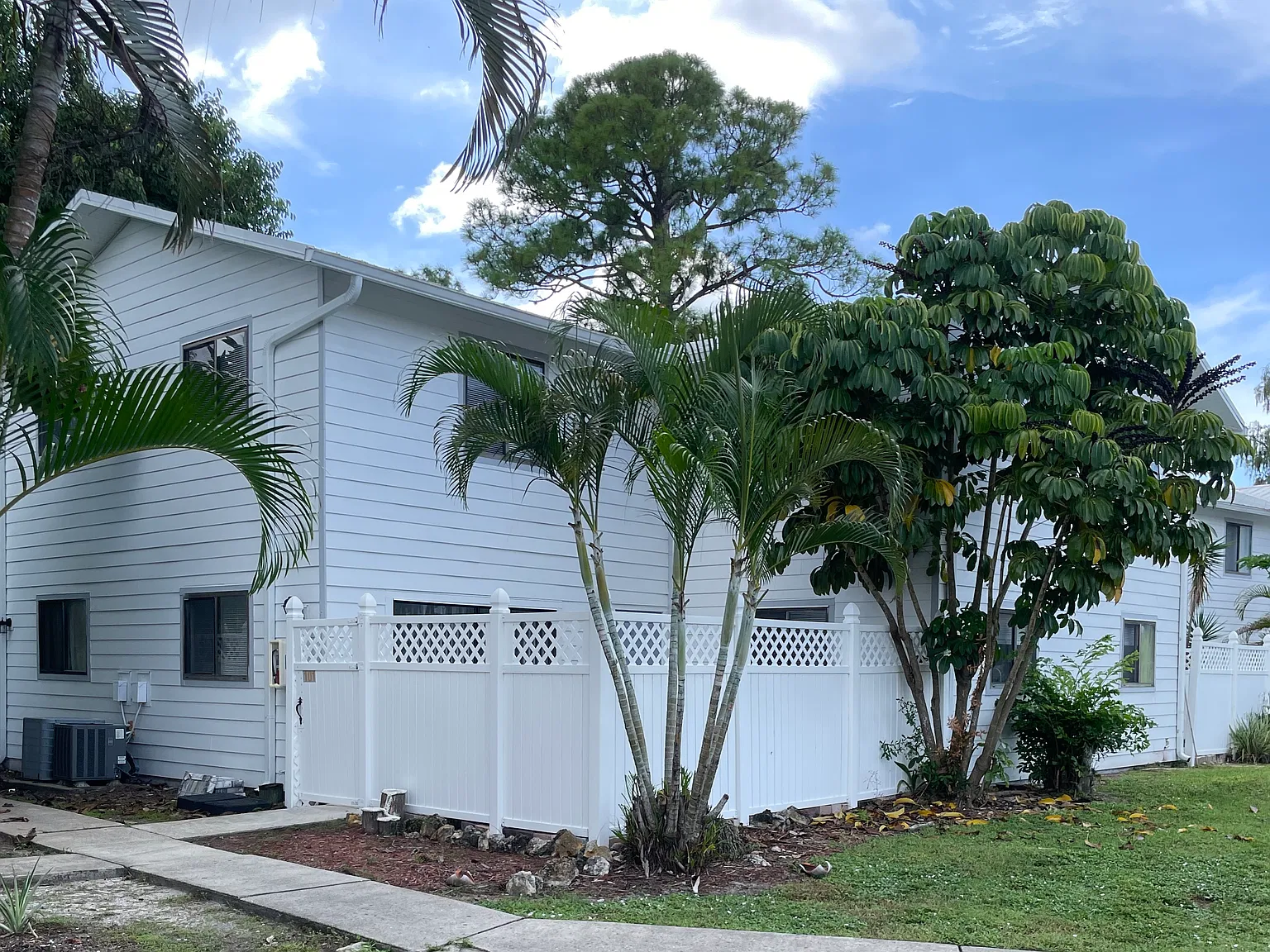 7709 Tamara Lee Court — Photo 1
