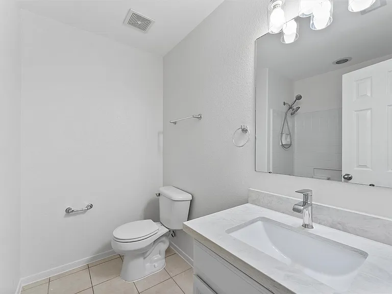 4423 Garden Ridge Ct — Photo 24