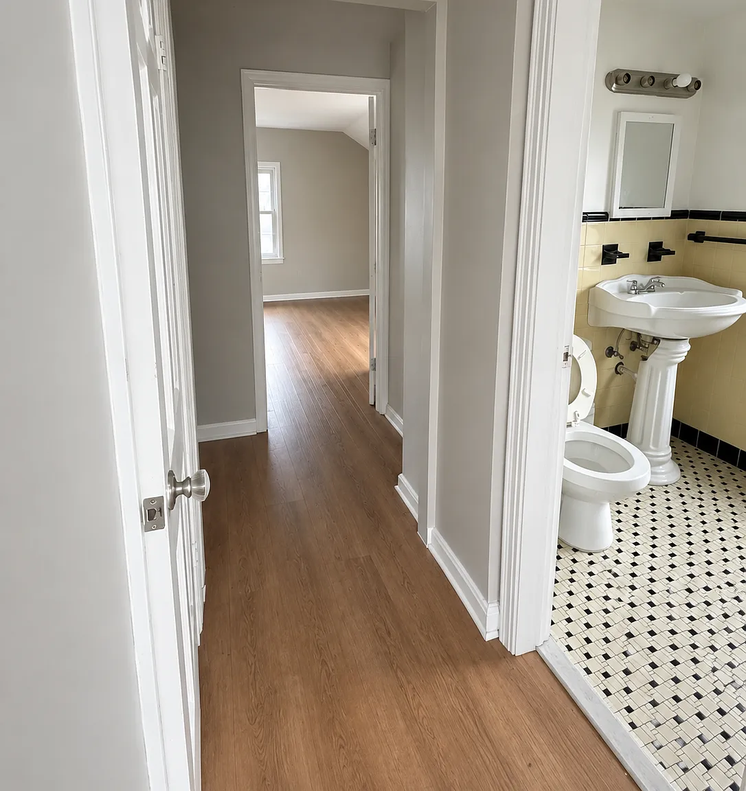 3 bed, 1128 sqft, $1,800 — Photo 4