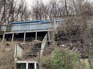 304 3rd Ave, Logan, WV 25601