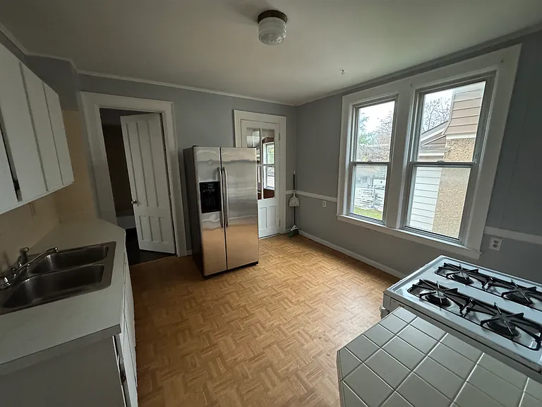 105 Merz Ave #1 — Photo 3