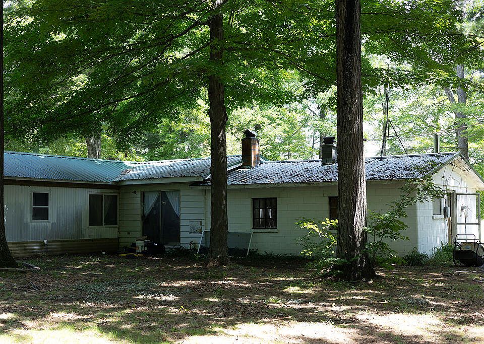 1095 Rogers Rd, Fairview, MI 48621 Zillow