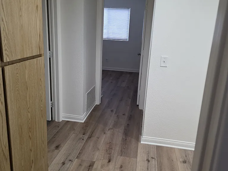 8911 Lamar St #B — Photo 11