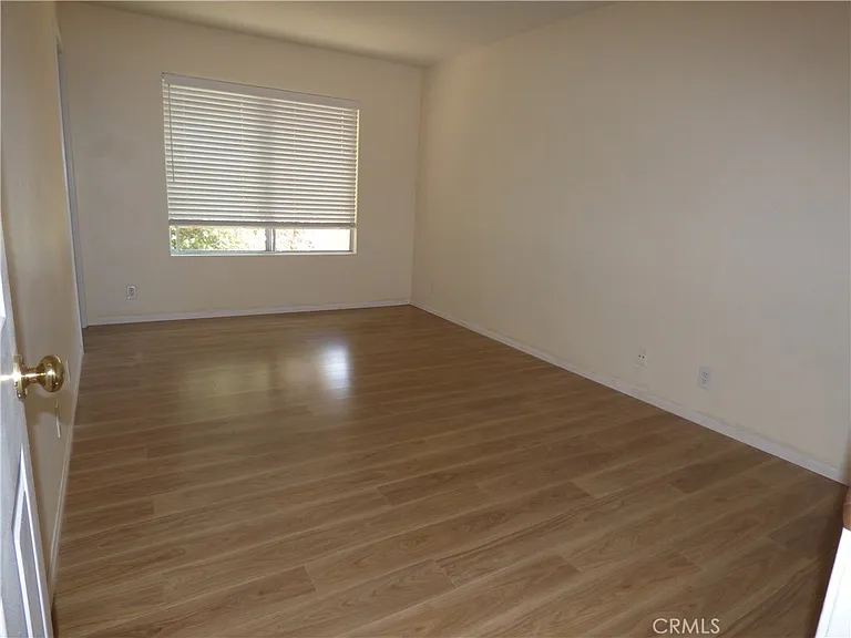 516 Monteleone Ave — Photo 20