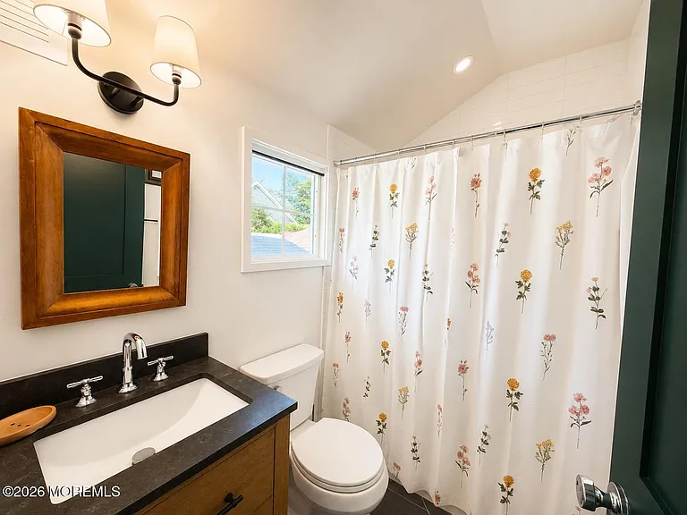 1205 Jeffrey St — Photo 11