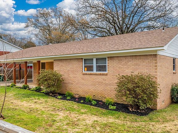 3rd image of 7217 Apache Rd