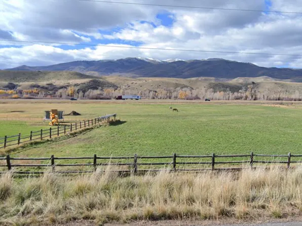 1602 S Hoytsville Rd, Coalville, UT 84017