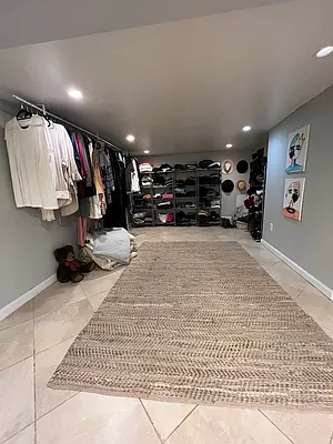 Rented by Brooklyn Group | media 9