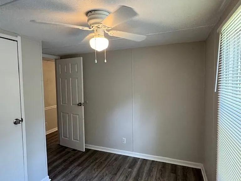 240 Max Ct — Photo 9