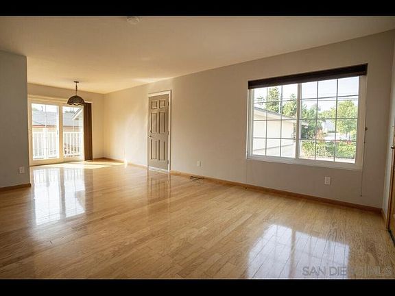 4th image of 5091 Guava Ave