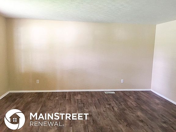 4th image of 1428 Chelmsford Ct