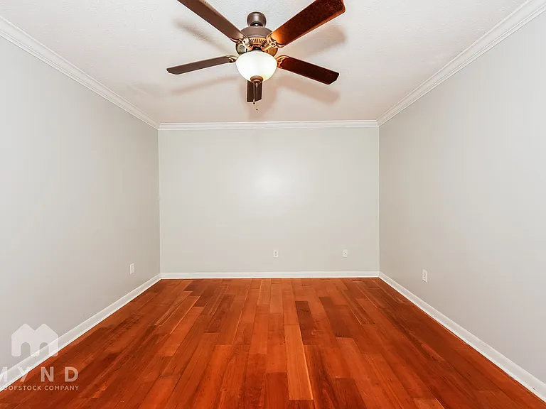 95 Academy St — Photo 12