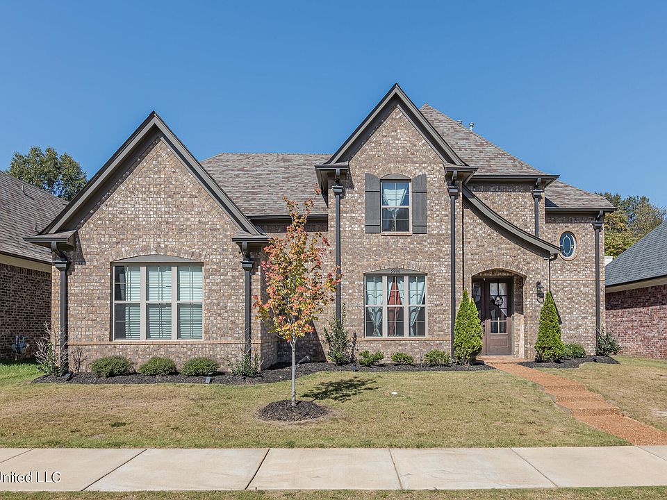 1st image of 5900 Stonecrest Dr