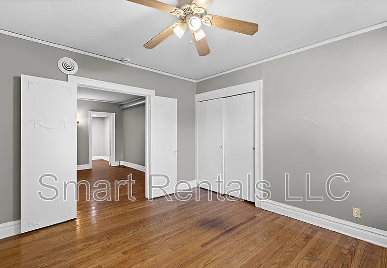 5618 S Grand Blvd #1 — Photo 16
